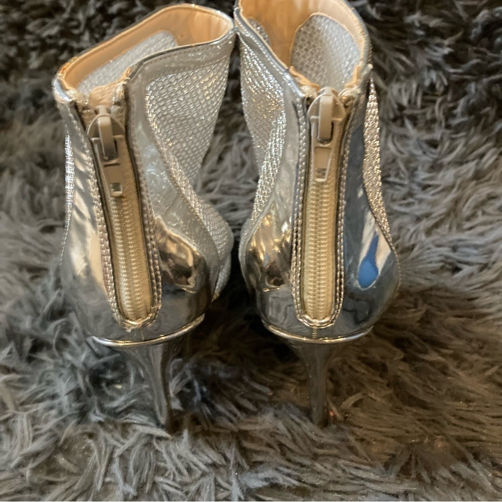 Ladies Silver Mesh High Heel Bootie - Picture 6 of 7